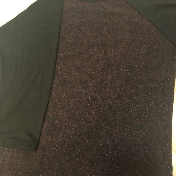 Lularoe Randy Tee - Picture 2 of 3